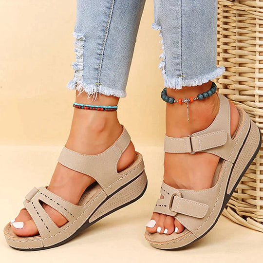 R&B | Bequeme Orthopädische Sandalen mit Keilabsatz