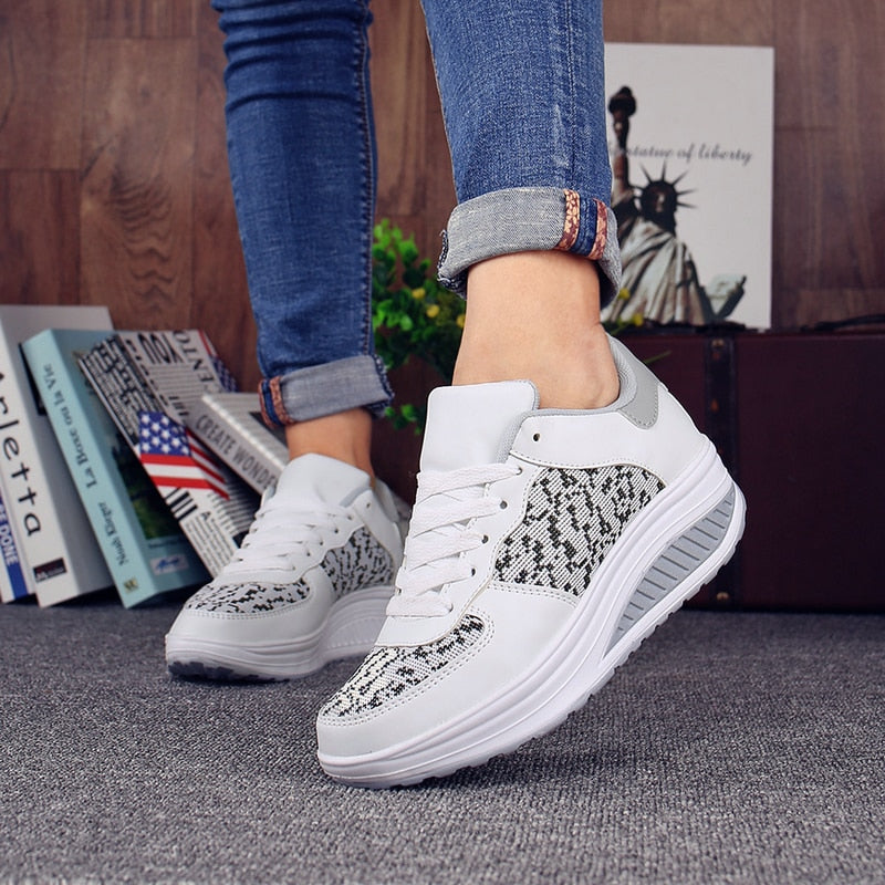 Schwarzer LederSneaker R&B