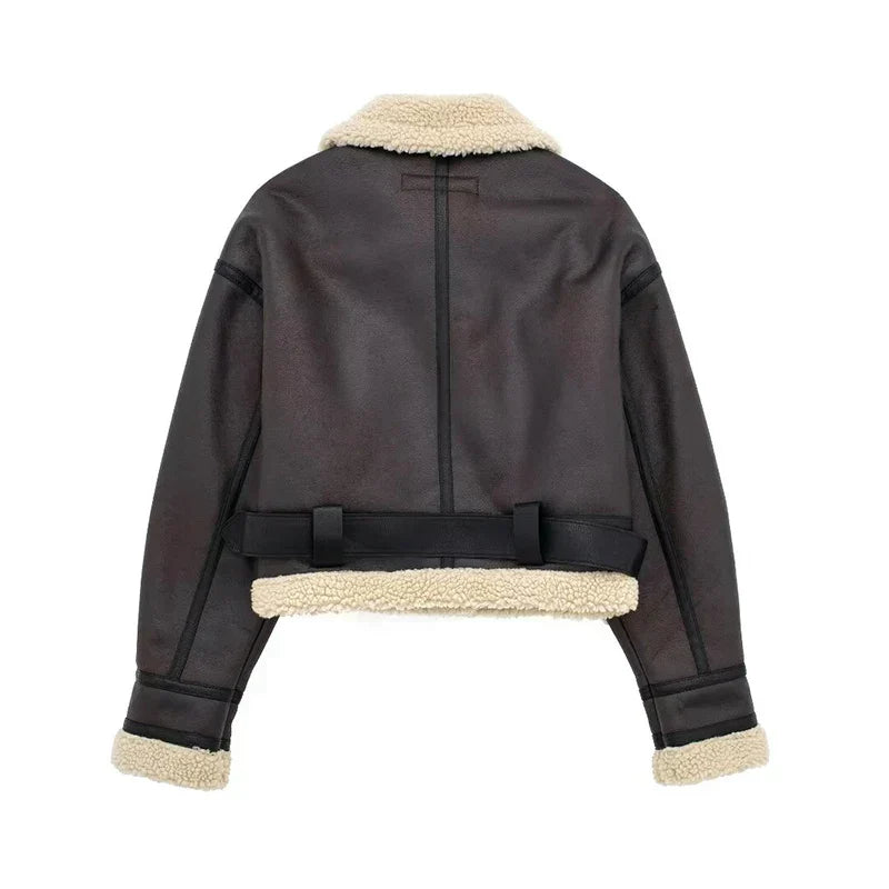R&B | Lammfelljacke - Kurzes Modell - Oversized Fit - Warme Wollfutter - Reißverschluss schließen