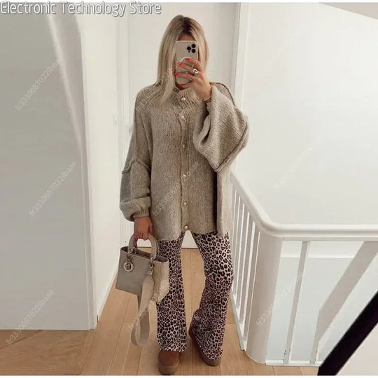 R&B | Eleganter Strick-cardigan mit Knöpfen Wolle/acryl Komfortabel und Stilvoll