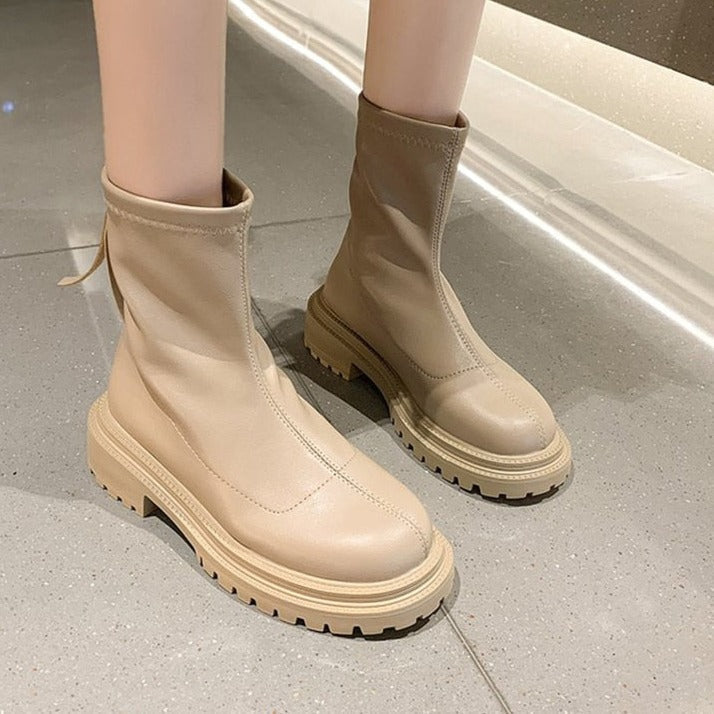 Xina Stiefel | Lässig, Bequem & Trendy R&B