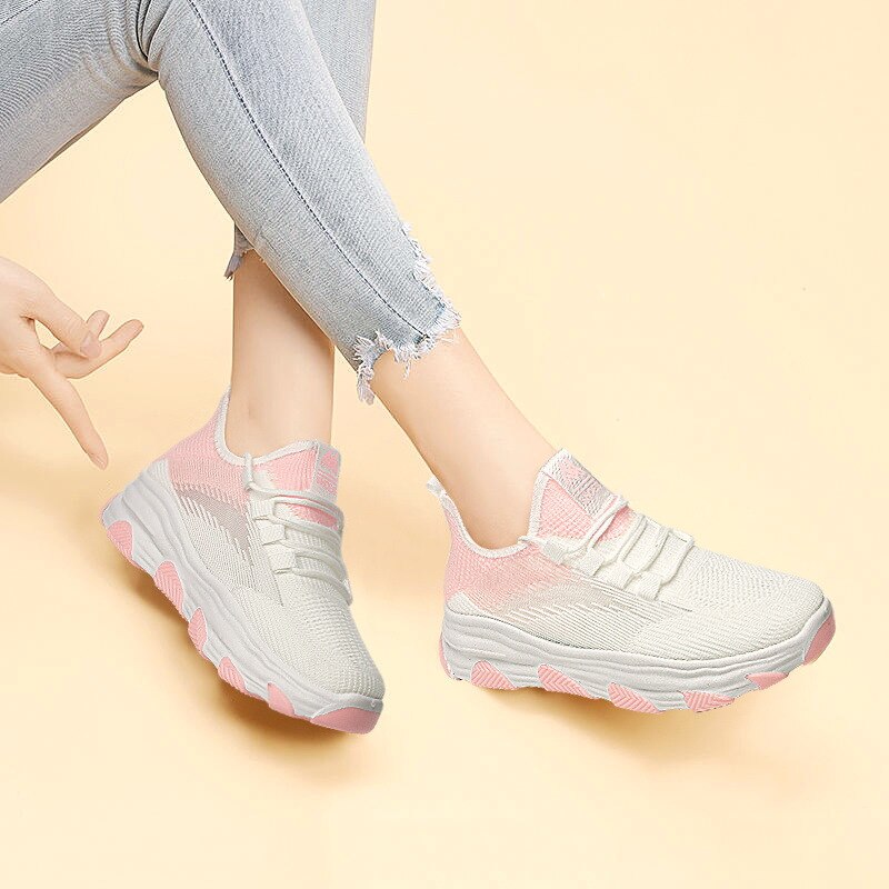Dynamische Schwarze Sneaker R&B
