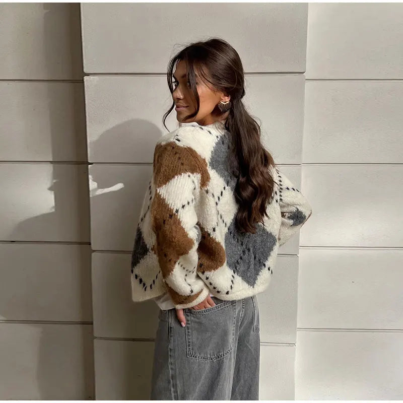 R&B | Strickjacke Vielseitig & Stilvoll