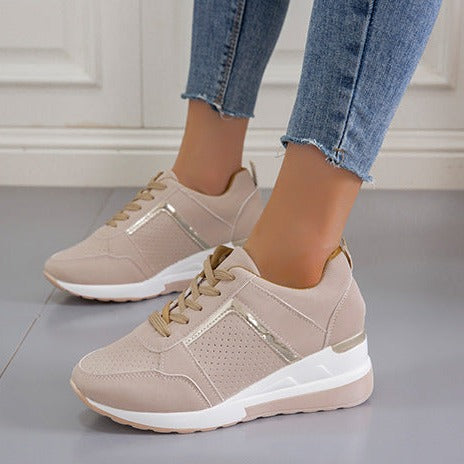 Blaue Frau Turnschuhe R&B
