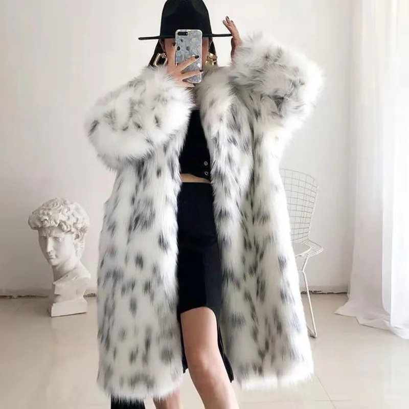 R&B | Elegantes und Vielseitiges Winterkleid