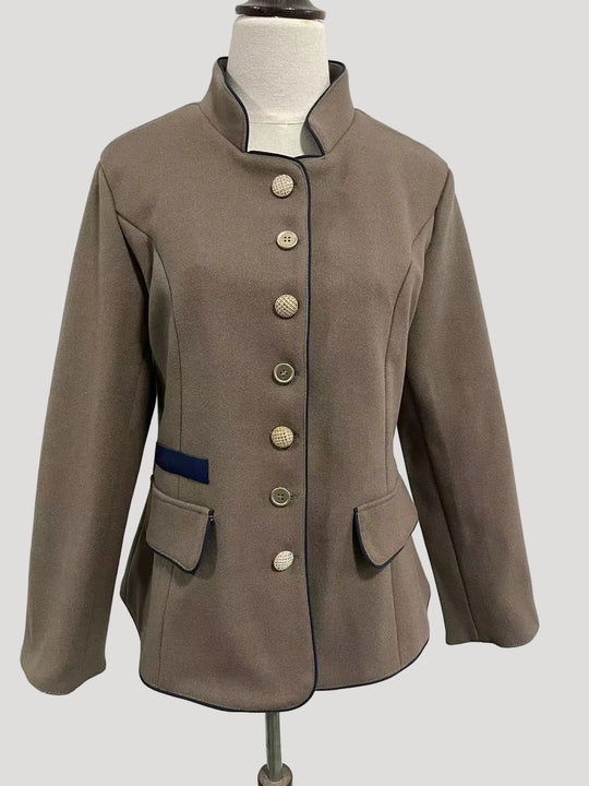 Damen Kurzjacke mit Mehrknopfleiste und Farbakzenten | R&B