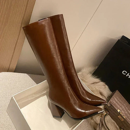 R&B | Richtung Hohe Stiefel