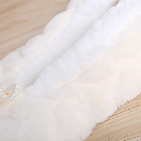 April Slippers | Weich & Flauschig R&B