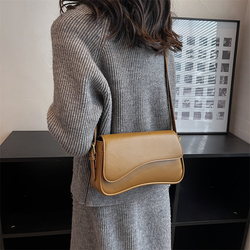 R&B | Vintage Leder Crossbody-Taschen Kleine Umhängetasche Stilvolle Armpit Handtaschen und Geldbörsen