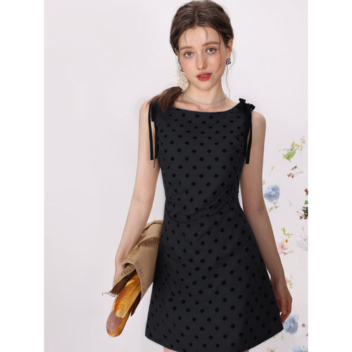 Damen Gepunktetes Kleid mit Taillierung Schwarz