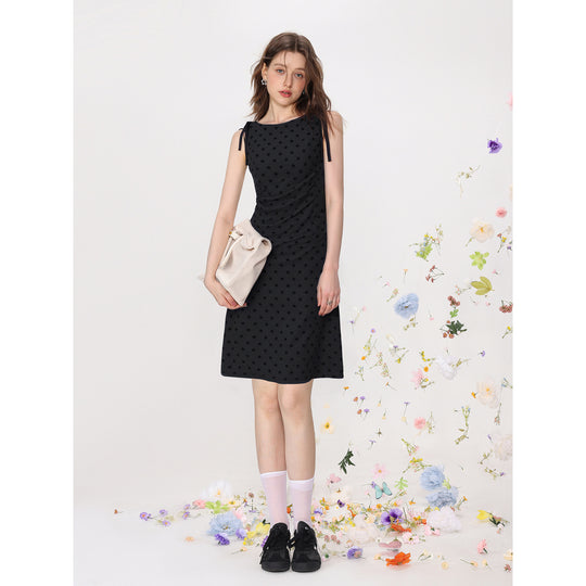 Damen Gepunktetes Kleid mit Taillierung Schwarz