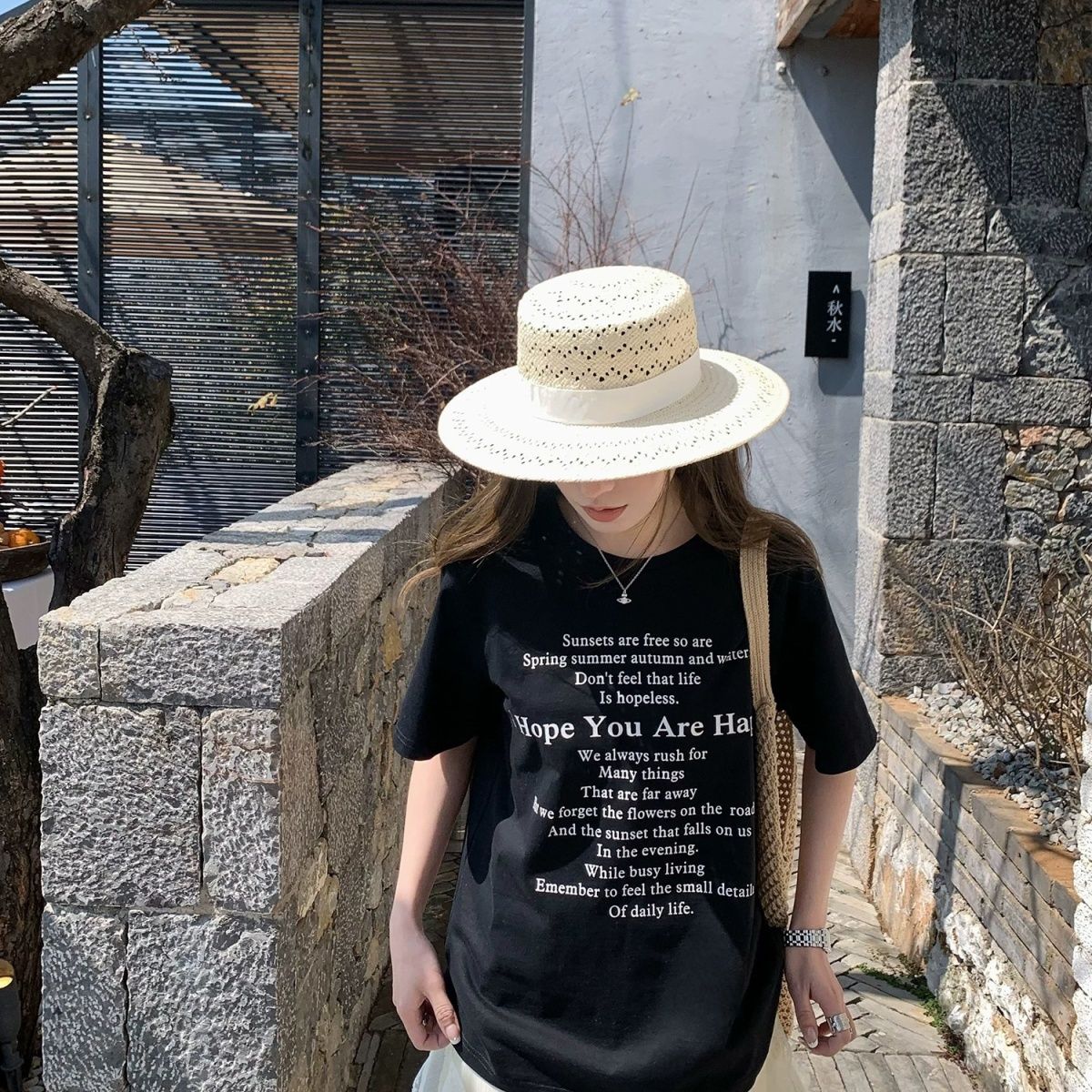 Damen Kurzarm T-Shirt mit Buchstaben Print Schwarz
