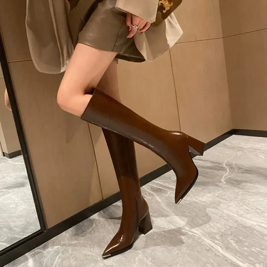 R&B | Richtung Hohe Stiefel