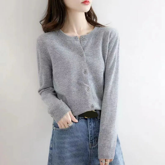 R&B | Klassische Strickjacke