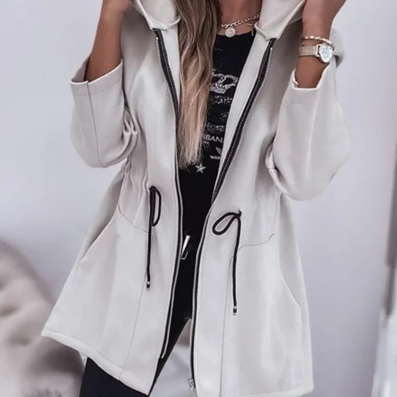 R&B | Frühlingsjacke mit Kapuze und plissiertem Bund