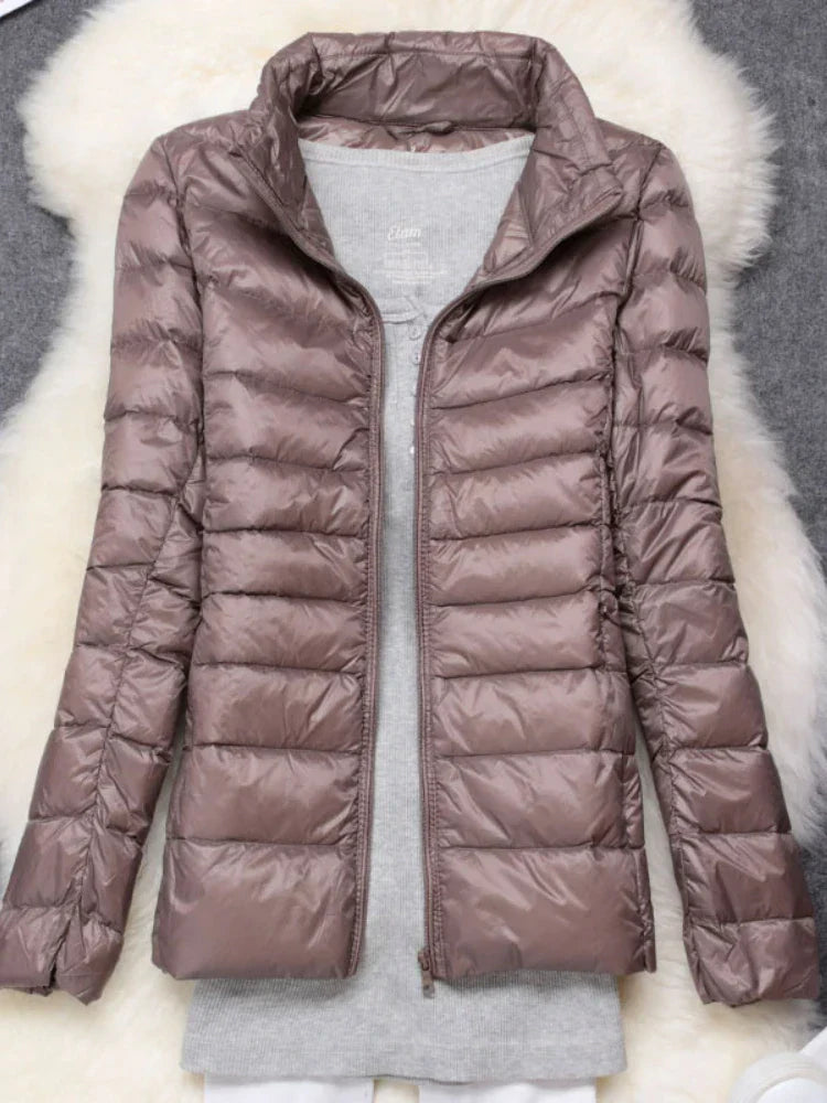 R&B | Ultraleichte Damen Daunenjacke mit Kapuze