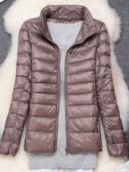 R&B | Ultraleichte Damen Daunenjacke mit Kapuze