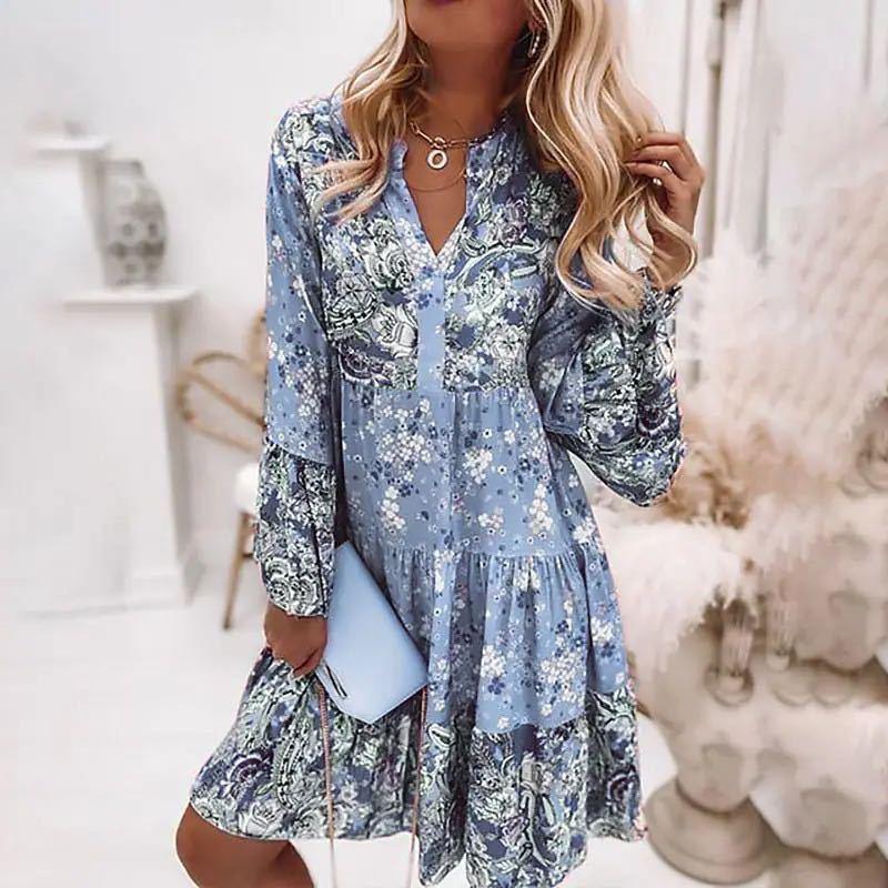 Heidi-Mode – Mehrfarbiges Sommerkleid mit V-Ausschnitt
