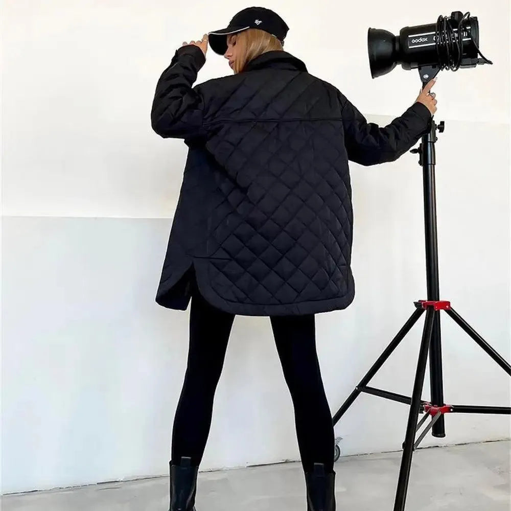 R&B | Jacke Stilvoll Knopfverschluss, Geräumige Taschen Ideal für Den Herbst