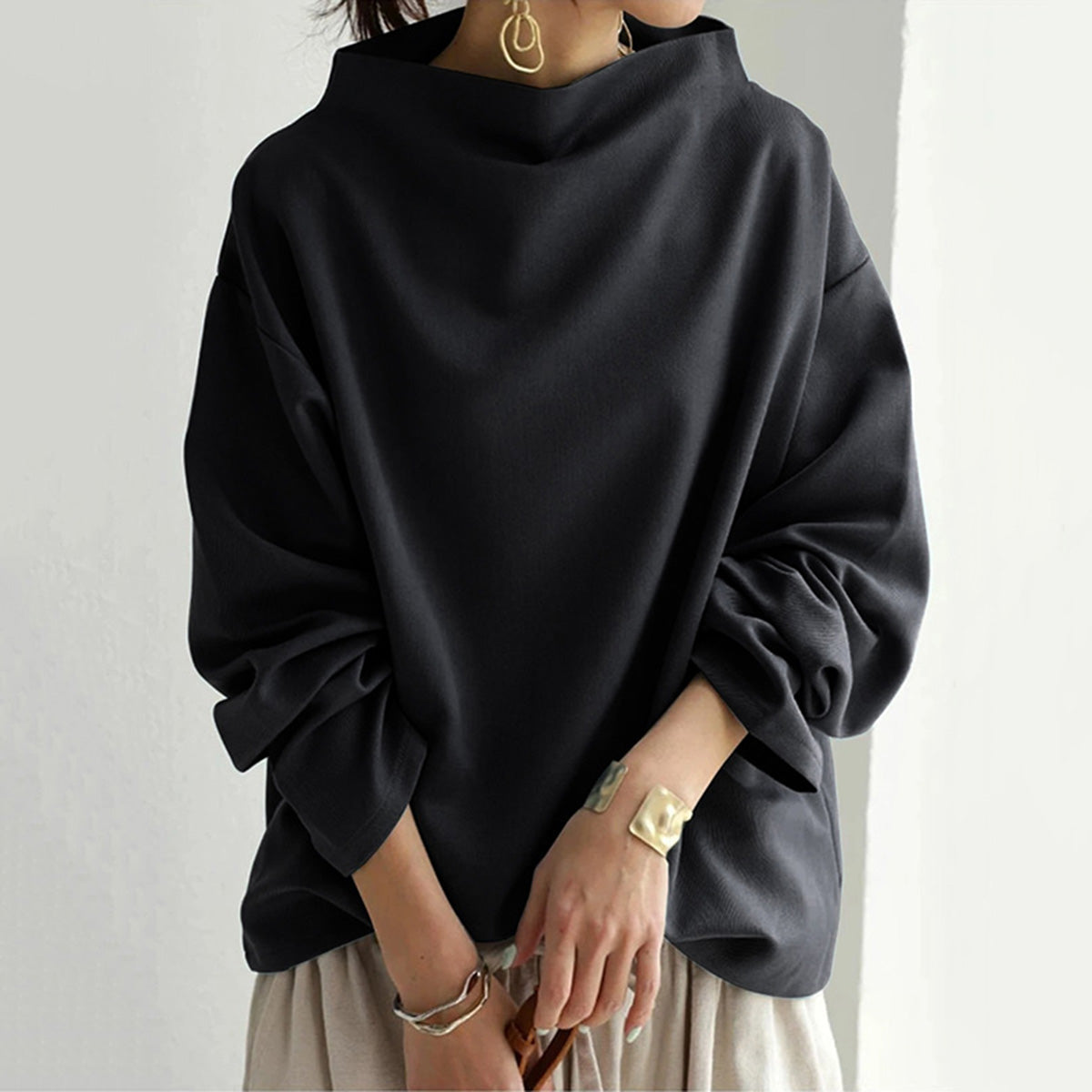 R&B | Oversize-Pullover mit weitem Kragen