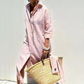 Elegantes Gestreiftes Kleid
