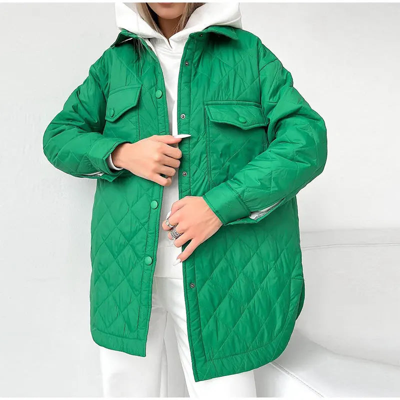 R&B | Klassische gesteppte Jacke mit Druckknöpfen