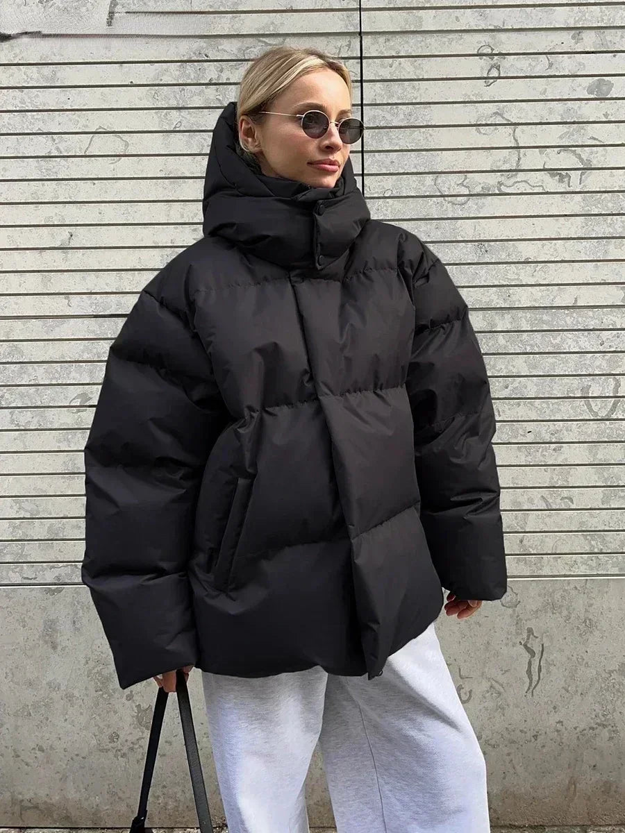 R&B | Steppparka mit Kapuze und Taschen für Frauen Ideal für den Winter