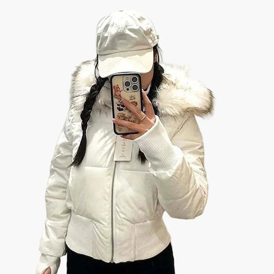 R&B | Winterjacke mit Kapuze und Fellkragen - Modische, Taillierte Übergangsjacke für Herbst und Winter