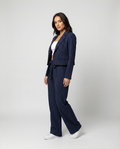 EB – Der Elegante Und Bequeme Anzug