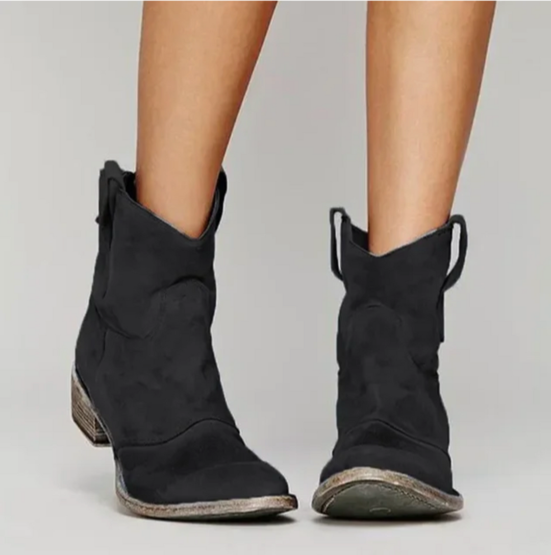 R&B | Western Inspirierte Wildlederstiefeletten