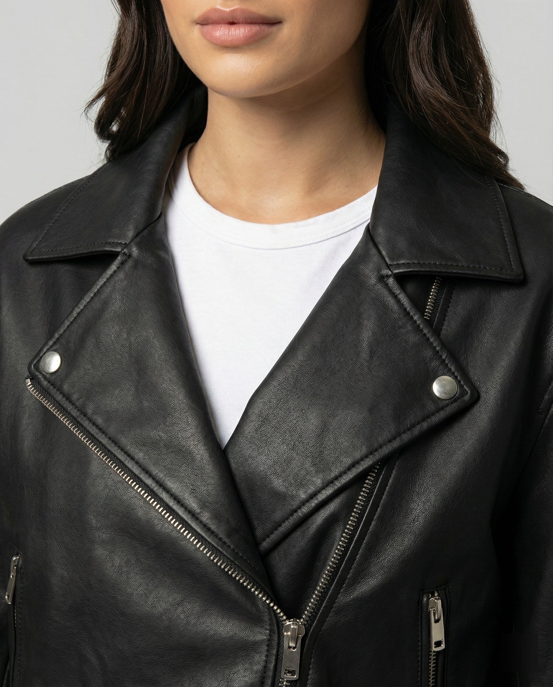 Schwarze PU-Leder Bikerjacke Damen Kurz Locker Vintage Frühlingsjacke