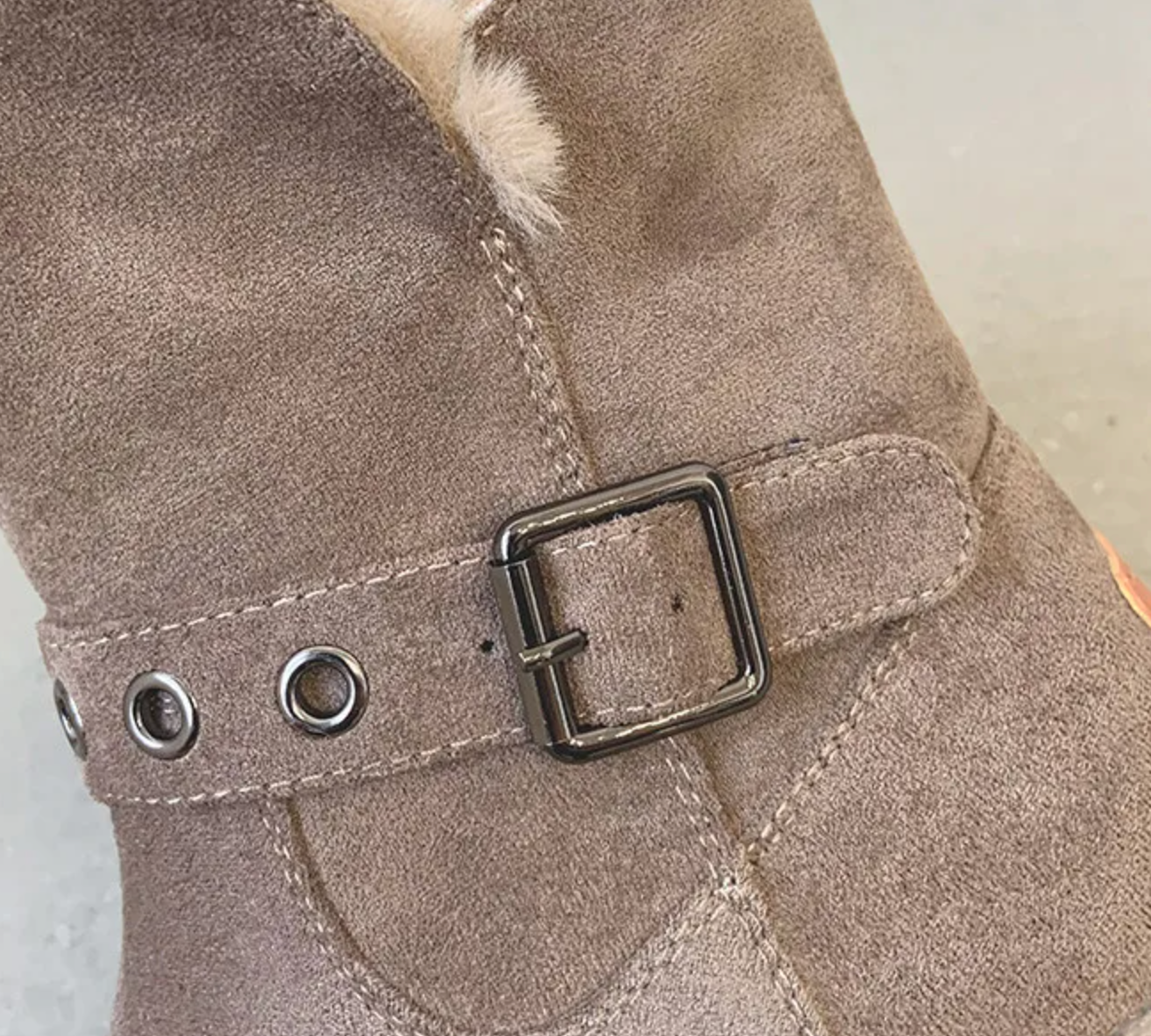 Shila Tough Boots | Bequeme & Stilvolle Stiefel R&B