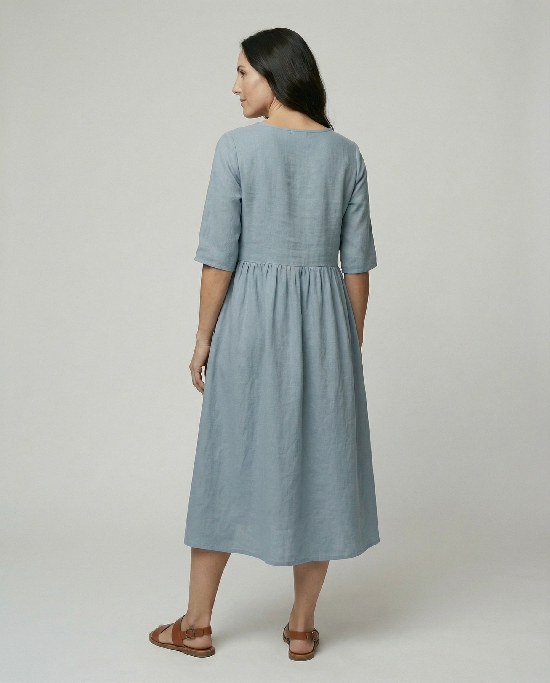 Lässiges lockeres Sommerkleid