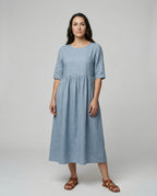 Lässiges lockeres Sommerkleid