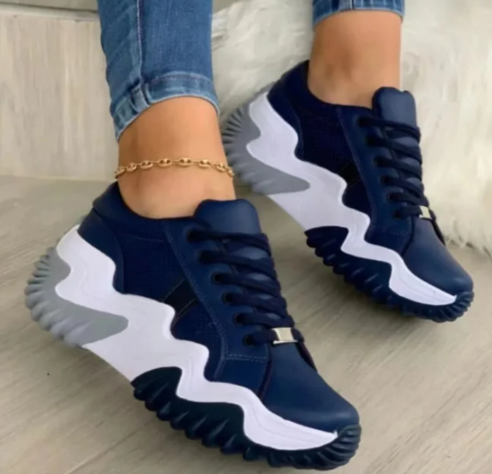 Sneakers mit klobiger Sohle zum Schnüren R&B R&B