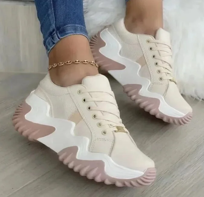 Sneakers mit klobiger Sohle zum Schnüren R&B R&B