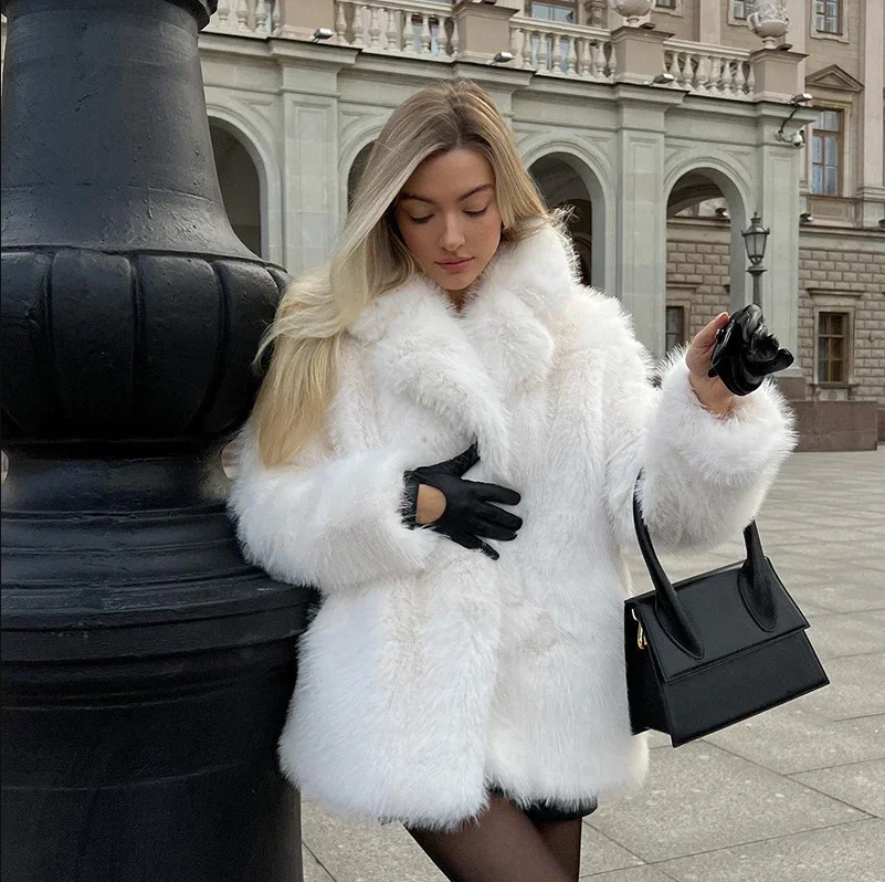 R&B | Luxuriöse Jacke Aus Weichem Kunstfell für Damen