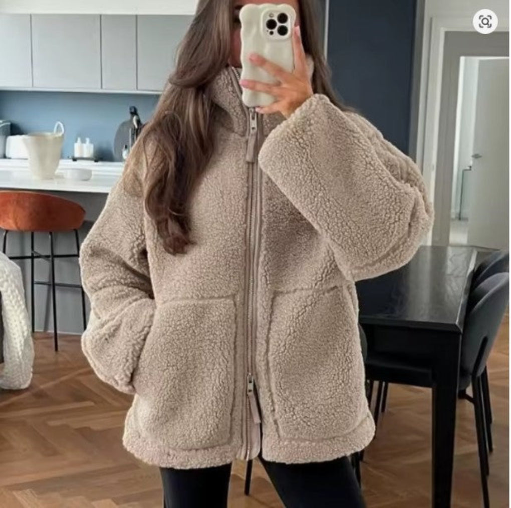 R&B | Gemütliche Wolljacke für Damen