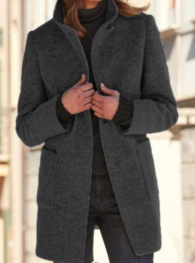 R&B | Stylischer & Eleganter Knopfmantel