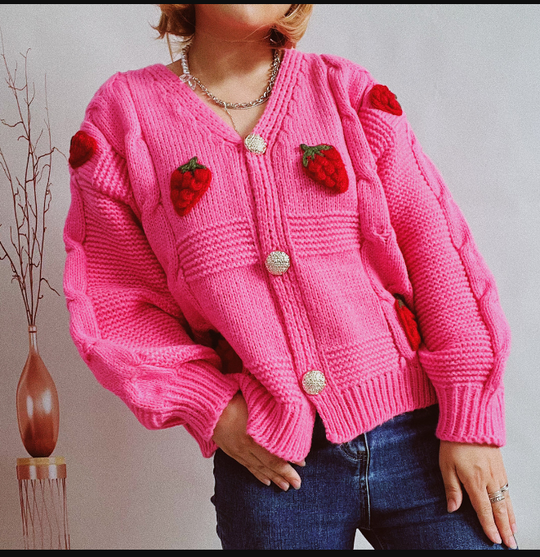R&B | Offener Cardigan Vorne mit Erdbeere für Den Frühling