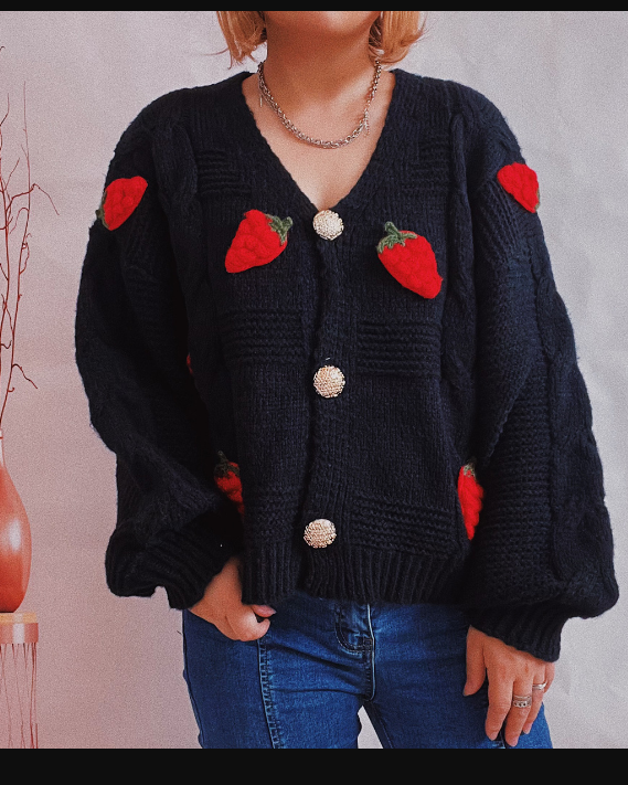 R&B | Offener Cardigan Vorne mit Erdbeere für Den Frühling