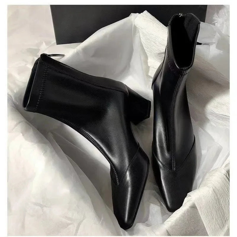 R&B | High Heels Chunky Heel Stiefel mit Spitzem Zehen