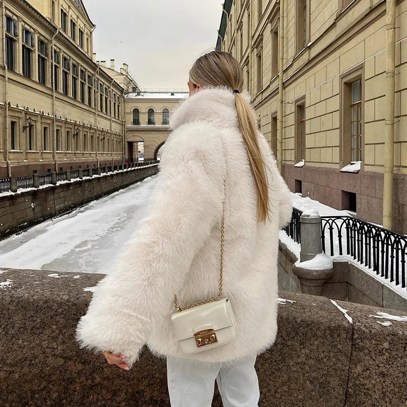 R&B | Eleganter Schneefall Kunstpelzmantel
