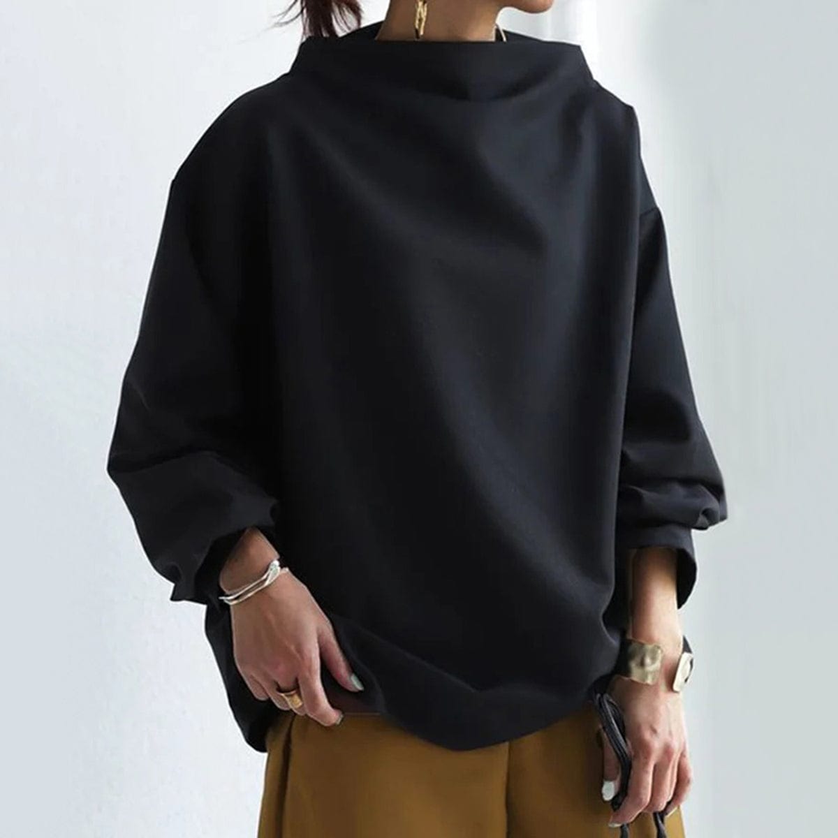 R&B | Elegante Loose-Fit Rollkragenbluse