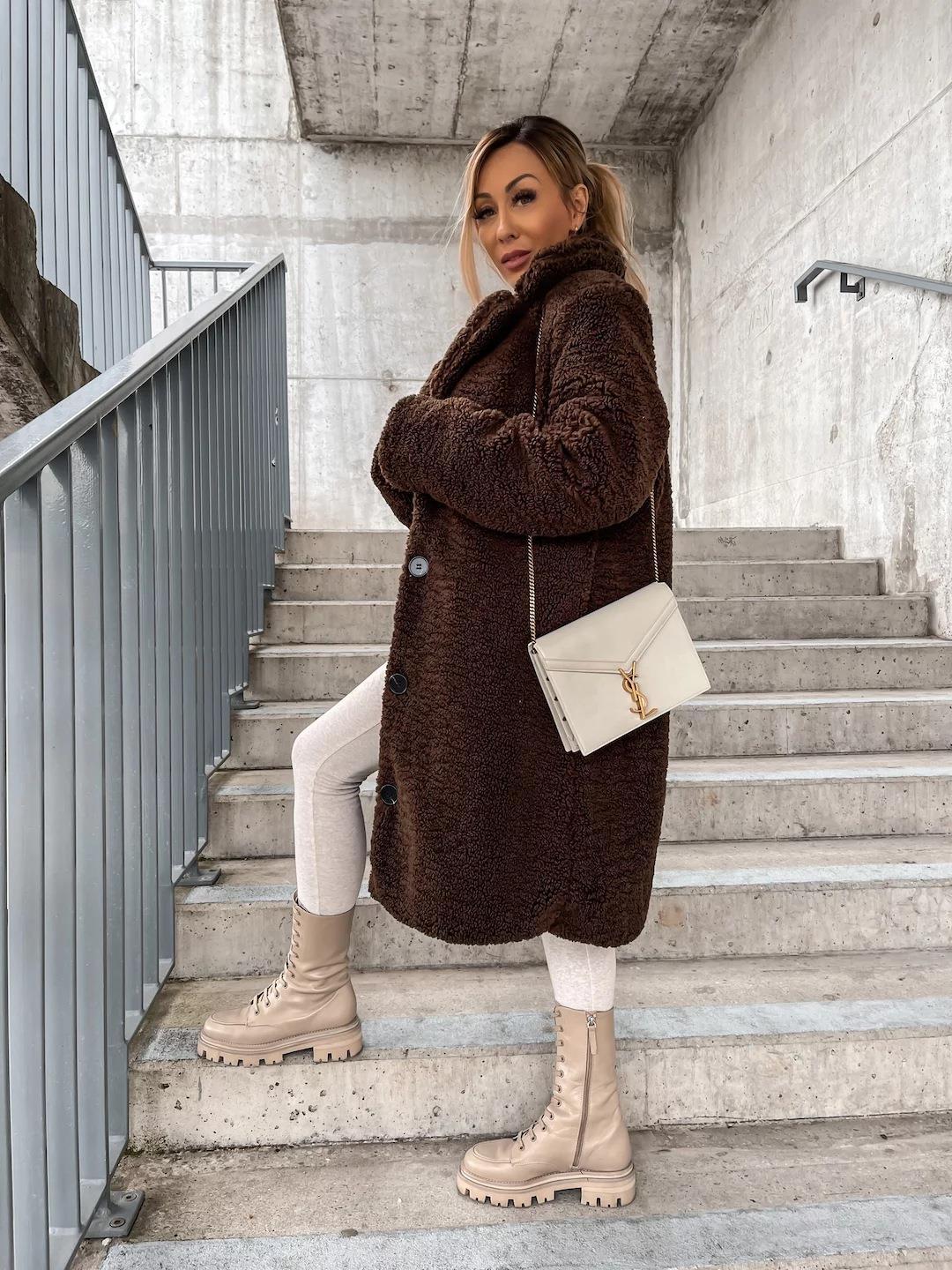 R&B | Flauschiger Mantel für Frauen
