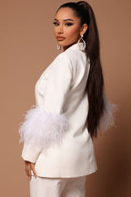 R&B | Blazer mit Federn und Hose Set für Frauen
