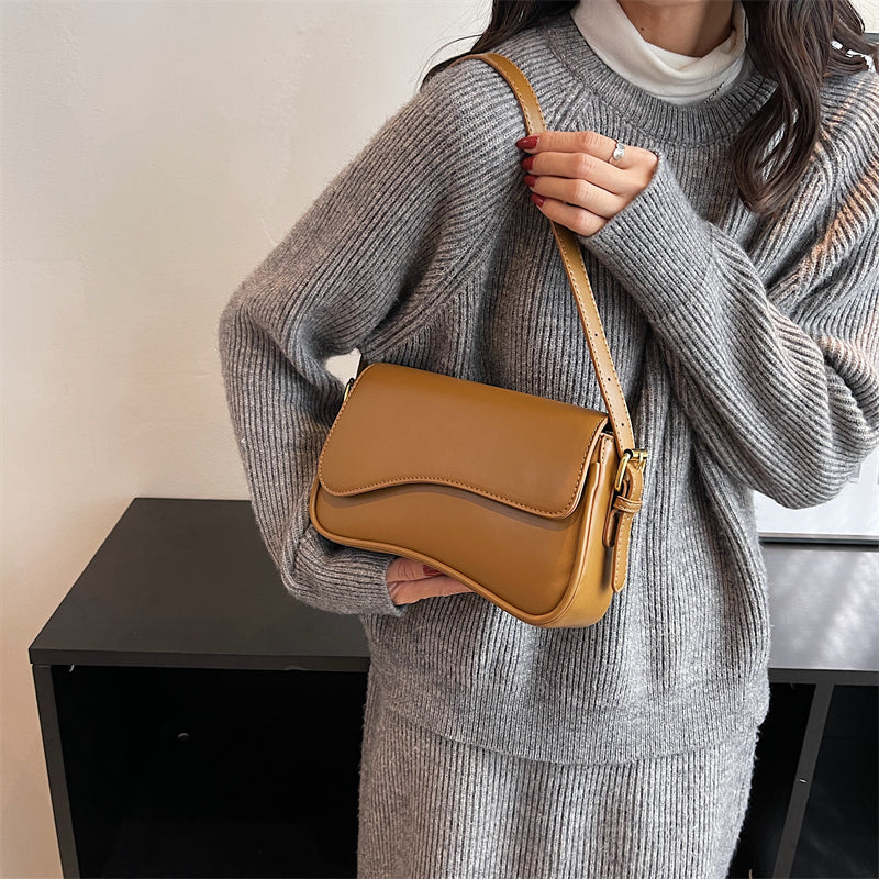 R&B | Vintage Leder Crossbody-Taschen Kleine Umhängetasche Stilvolle Armpit Handtaschen und Geldbörsen