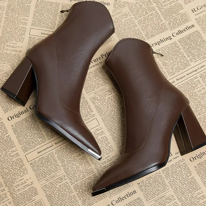 R&B | Elegante Lederstiefeletten Für Alltag Und Anlass