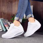 Schwarzer LederSneaker R&B