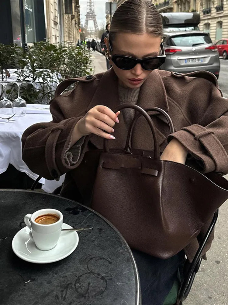 R&B | Peacoat Mantel - Wolle - Doppelreihig - Kurzes Modell - Große Revers - Figurnah